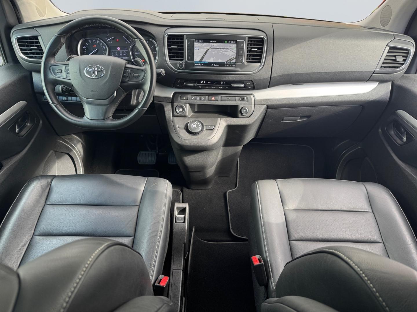Toyota Proace Verso L2 Executive 7-Sitzer *Pano*SHZ*HUD