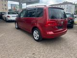 Volkswagen Touran 1.2 TSI Match BMT Navigation-Climatronic - Volkswagen Touran Match mit Benzin-Antrieb