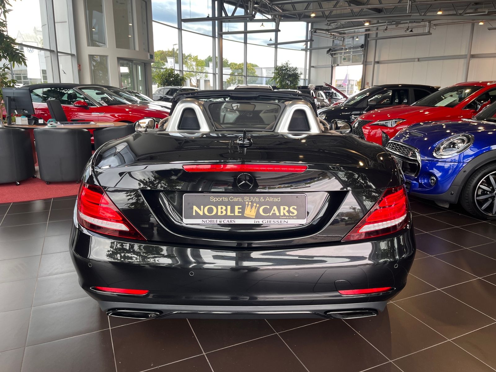 Fahrzeugabbildung Mercedes-Benz SLC 300 KLIMA NAV SHZ LEDER BEIGE
