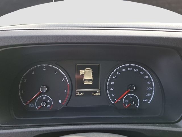 Fahrzeugabbildung Volkswagen Caddy Life Maxi Rollstuhlrampe & Schwenksitz