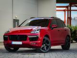 Porsche Cayenne Turbo S (958.1) 4.8 V8 Twin Turbo - Porsche Cayenne: Rot