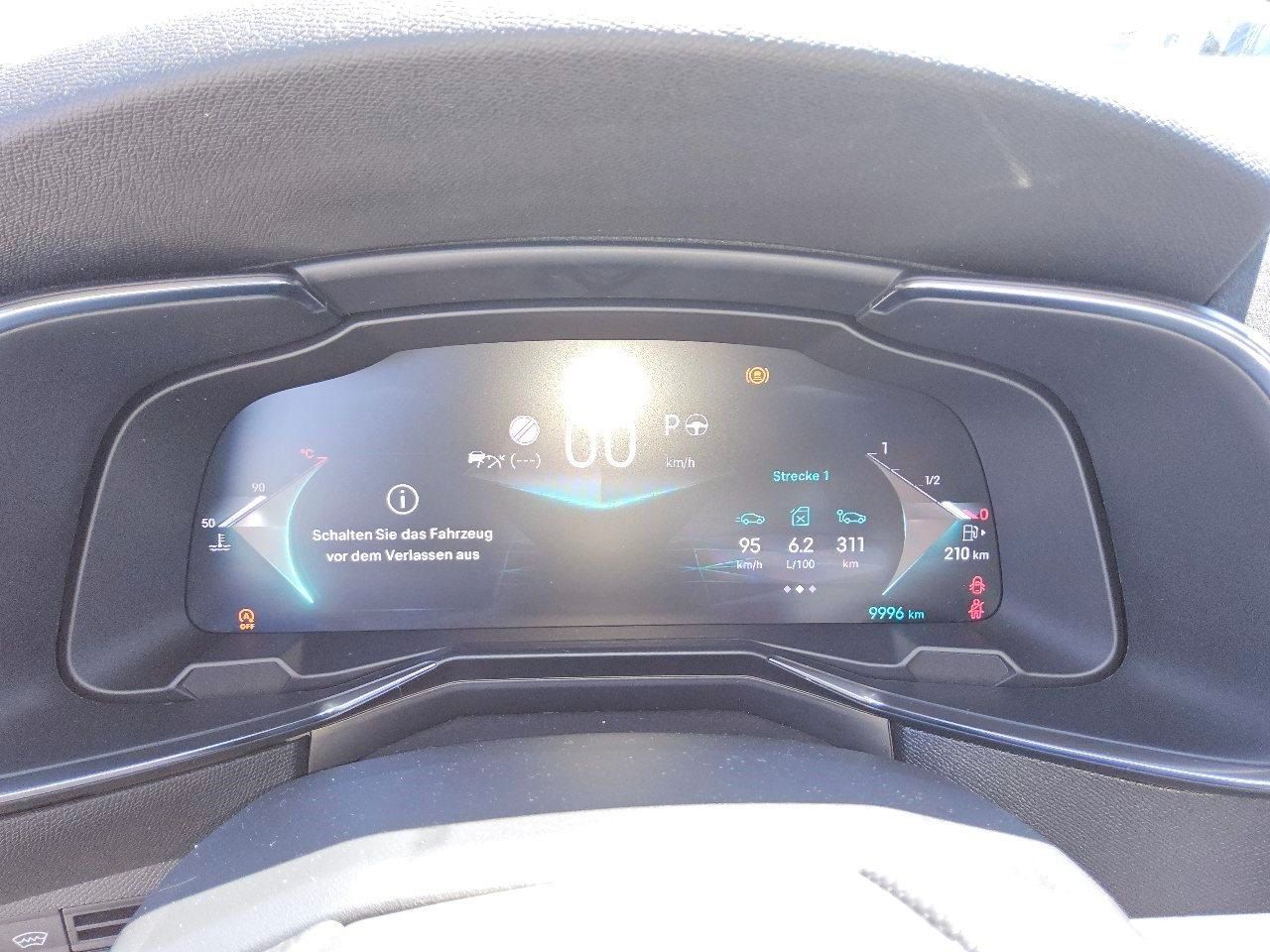 Fahrzeugabbildung DS Automobiles DS7 BlueHDi 130 EAT8 Performance Line+ Focal Nav