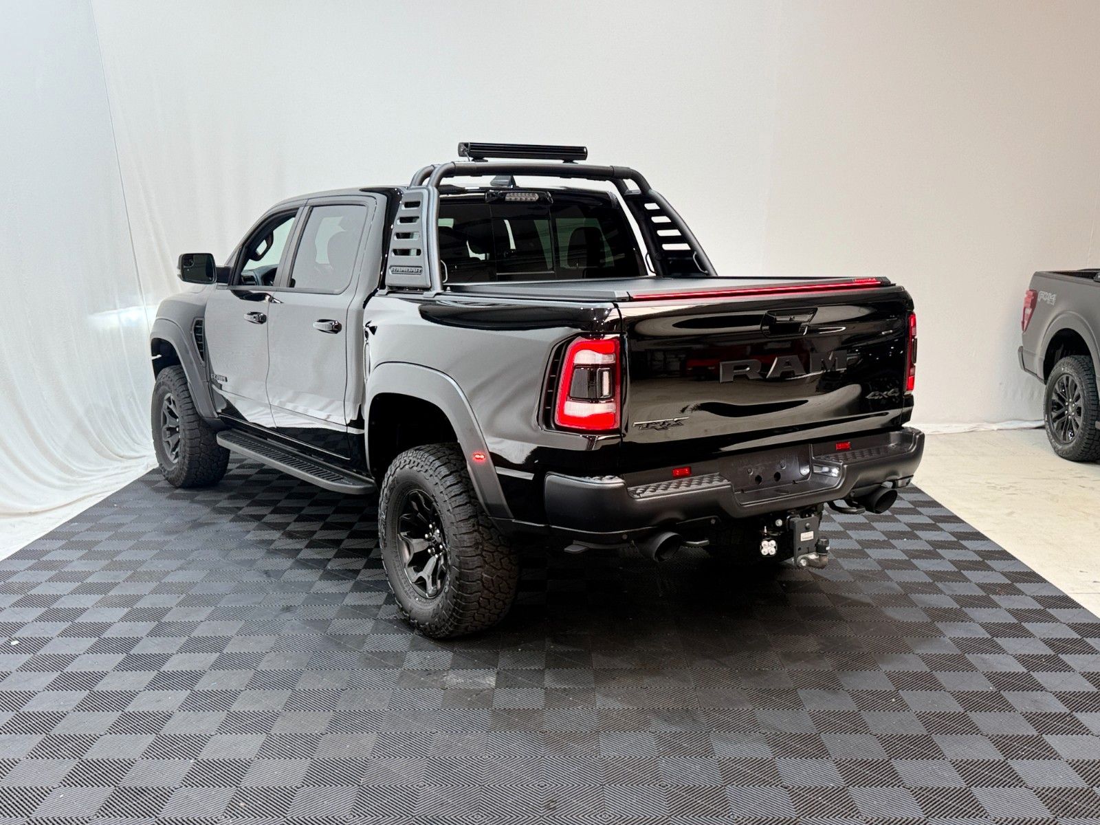 Fahrzeugabbildung Dodge RAM 1500 TRX  6.2  V8 Supercharged MY24