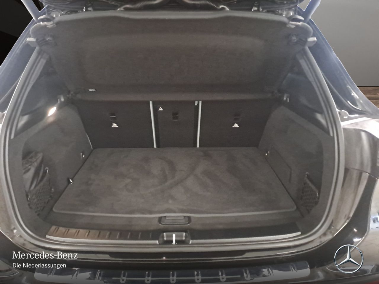 Mercedes-Benz GLA 200 Progressive Adv.+ Night/DISTR/Thermotr/ foto 20