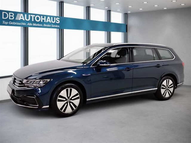 Volkswagen Passat Variant GTE 1.4 eHybrid DSG Navi AHK