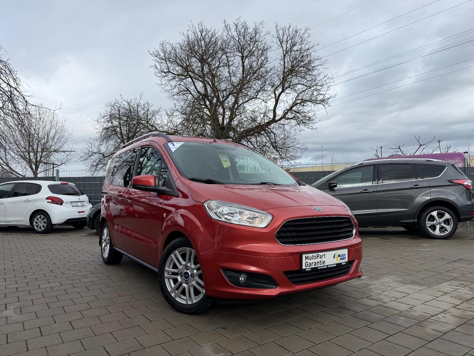 Ford Tourneo Courier Titanium Garantie Tüv Servic Neu