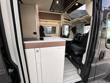Westfalia Columbus 540 D Aufstelldach 350WP SOLAR SKYVIEW