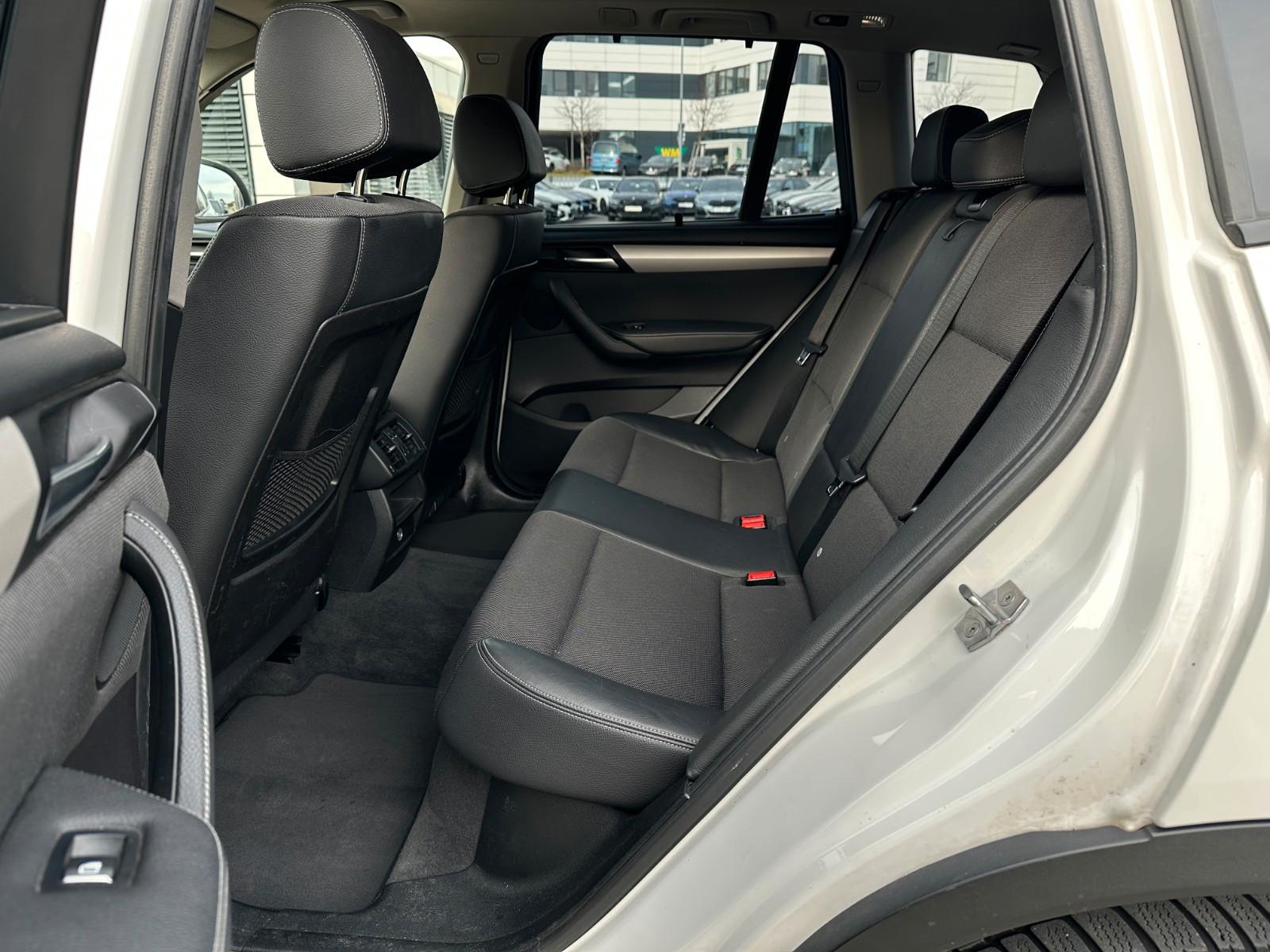 BMW X3 xDrive 30 d Advantage AHK  Kamera