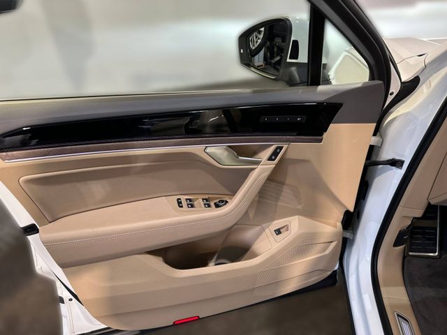 Touareg 4.0 TDI DSG 4M ATMOSPHERE IQ. LIGHT+AHK+