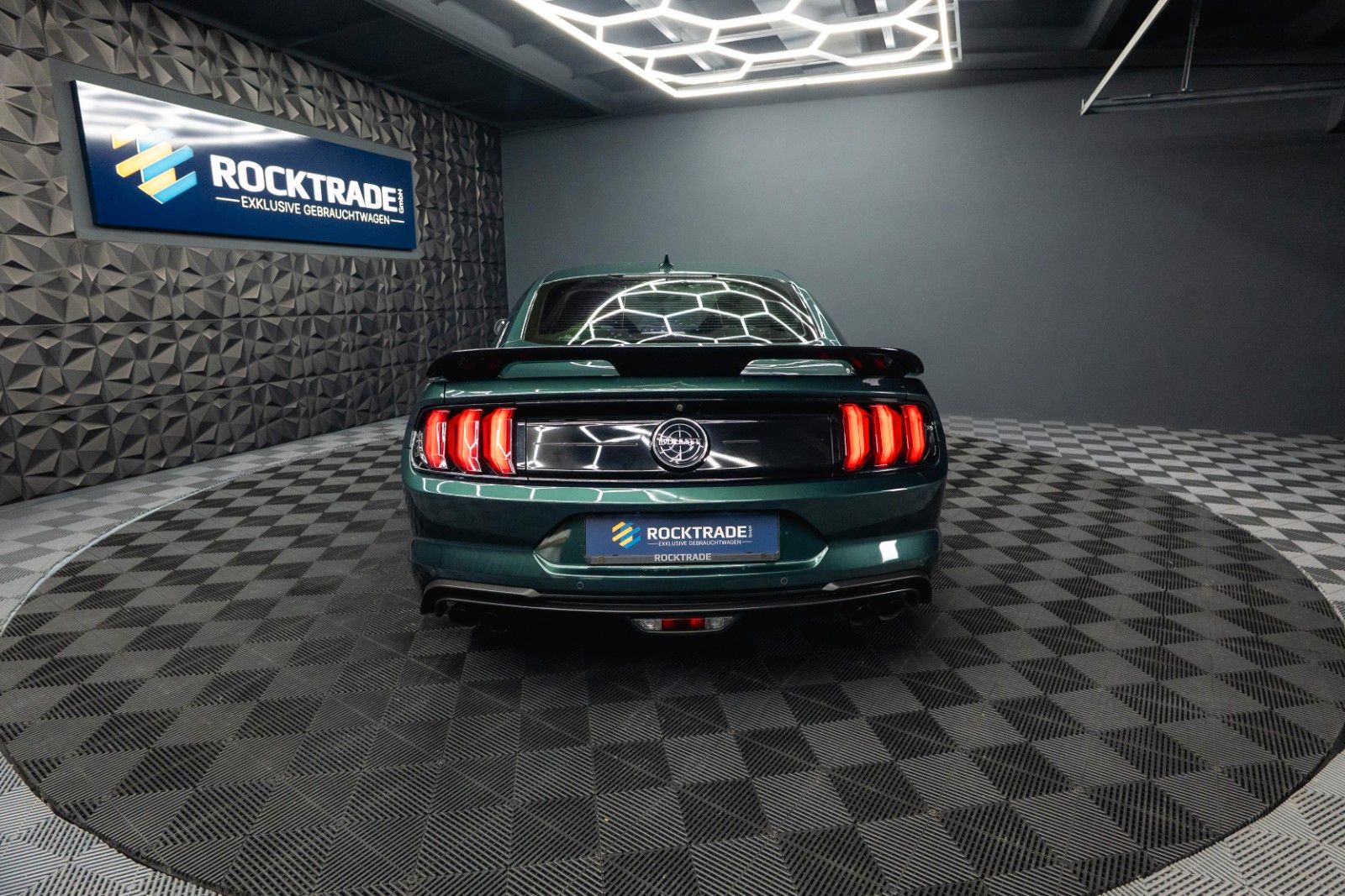 Fahrzeugabbildung Ford Mustang 5.0 V8 BULLITT 6-Gang RECARO Unfallfrei