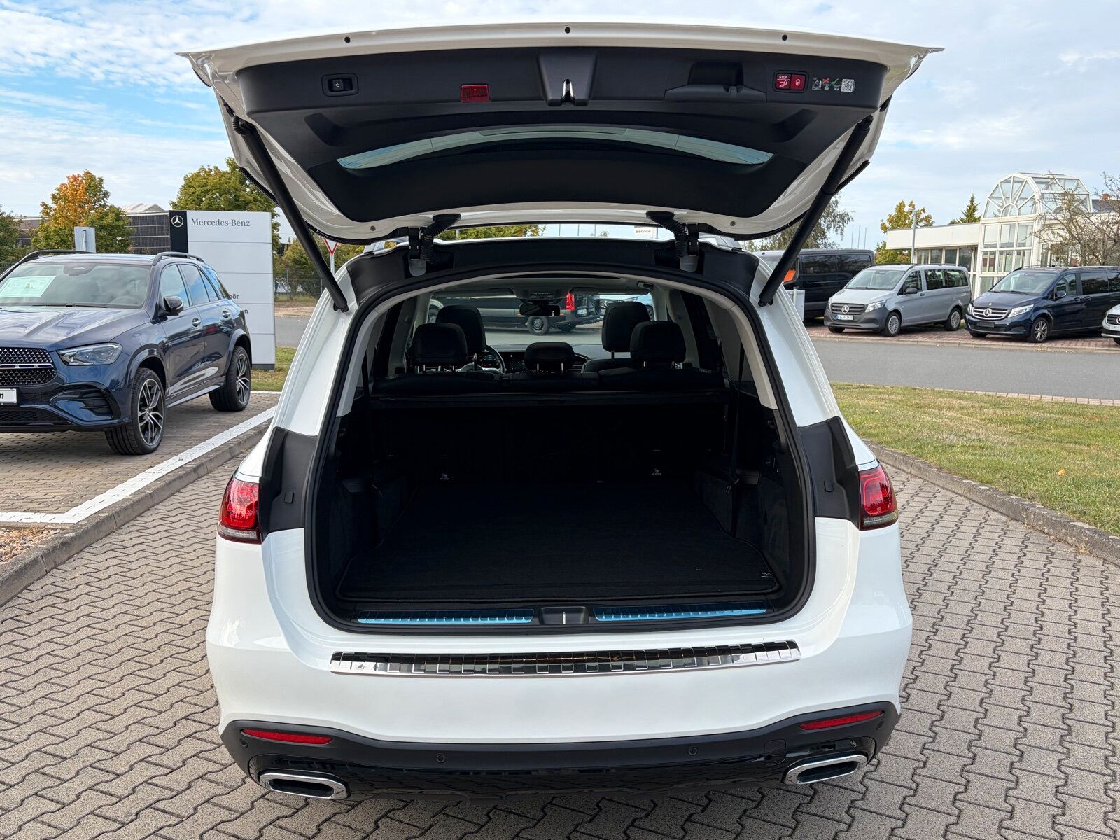 Mercedes-Benz GLS 350 d 4MATIC AMG NIGHT PANO 360° KEYLESSLED foto 10