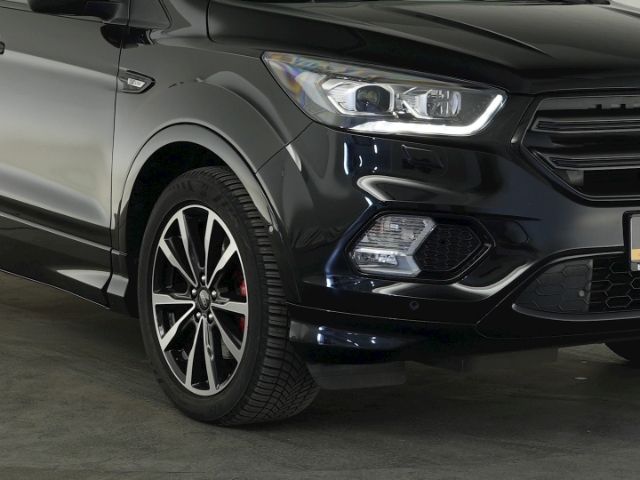 Kuga ST-LINE ECOBOOST AT 4X4+AHK+KEYLESS+SITZHEI