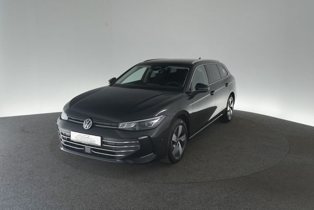 VW Passat 1.5 eTSI DSG Business ACC Navi AHK