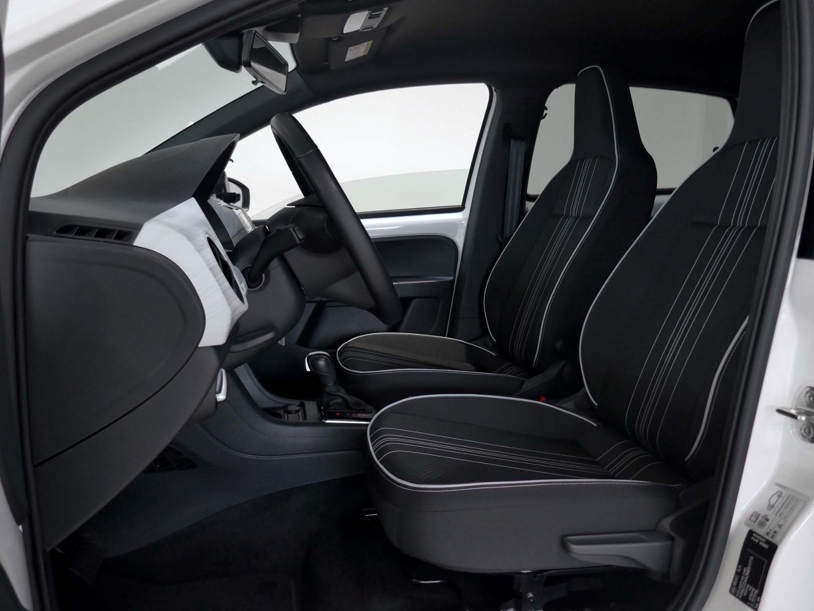 Fahrzeugabbildung SEAT Mii electric Edition Power Charge 61kW | CCS PDC