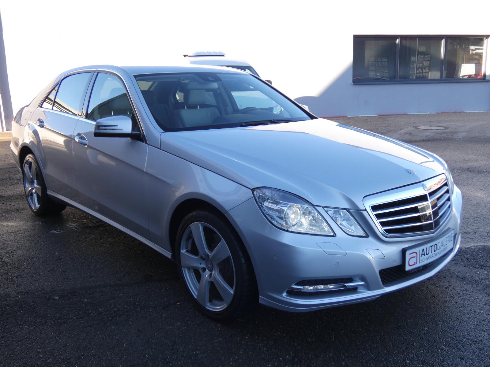 Mercedes-Benz E 300 Lim. BlueTec Hybrid/Navi/Kamera/Distronic