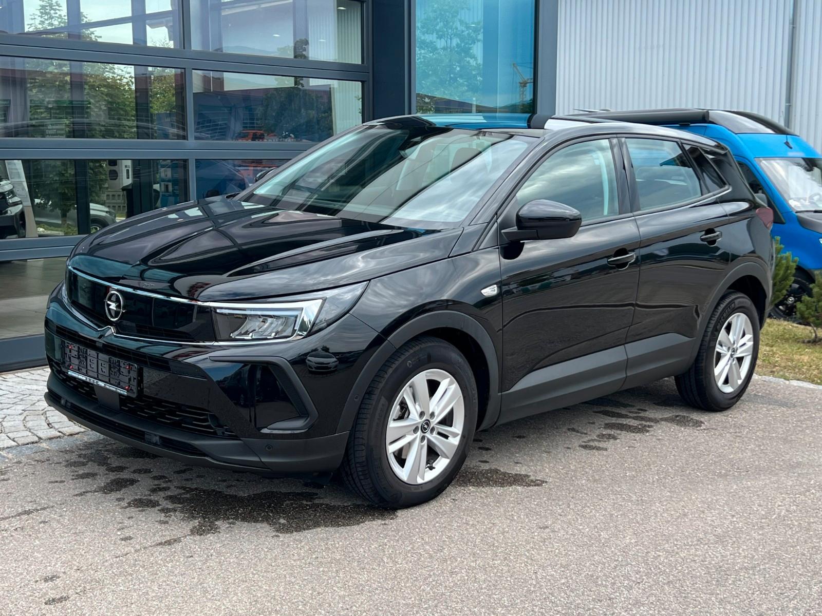 Opel Grandland 1.2 Turbo AT8