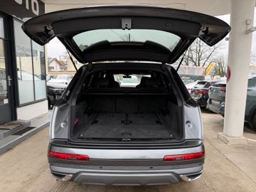 Audi Q7 - 9