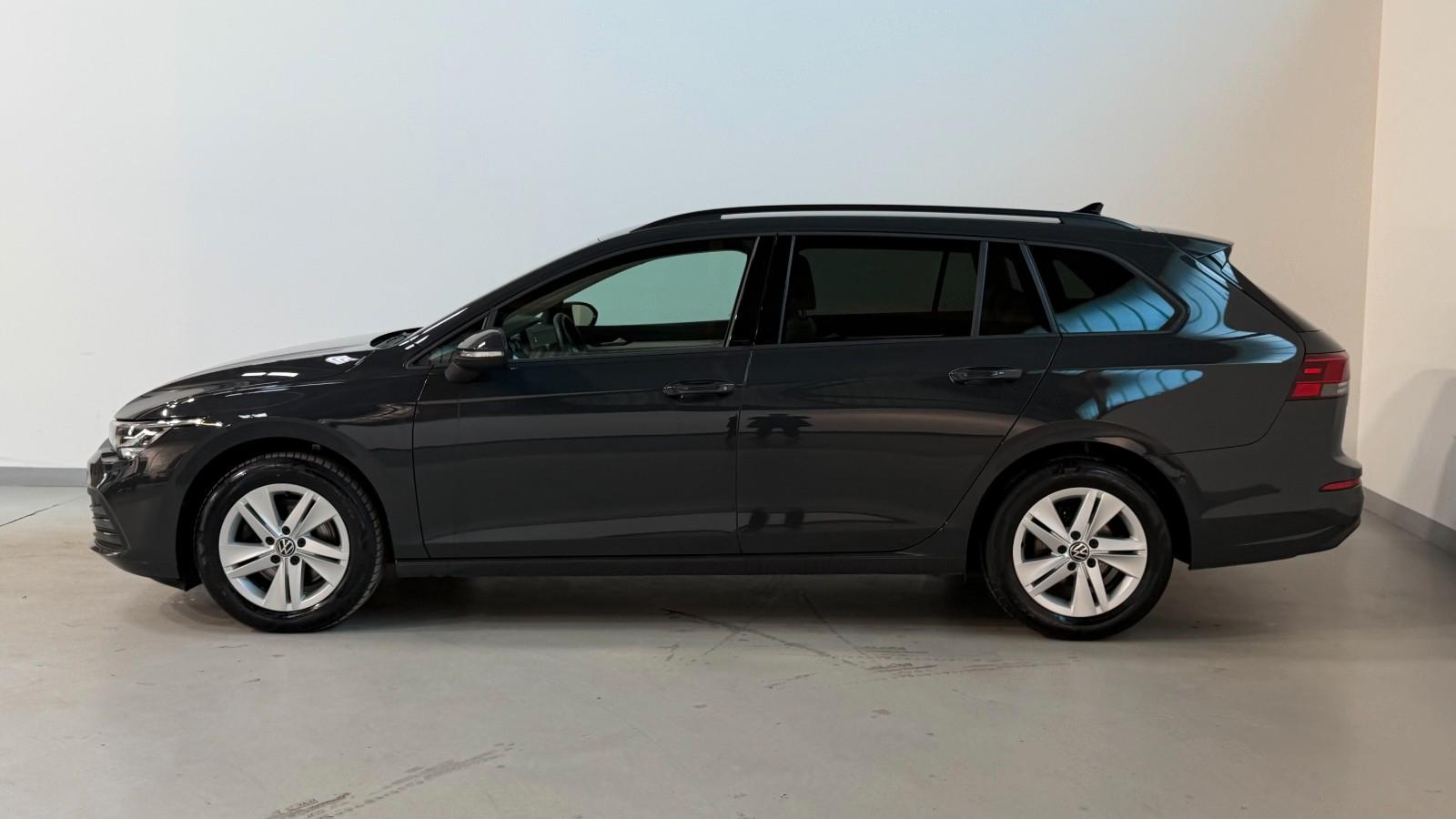 Volkswagen Golf VIII Variant Life AHK-KAM-KESSY-ACC-SIDE, миниатюра 3
