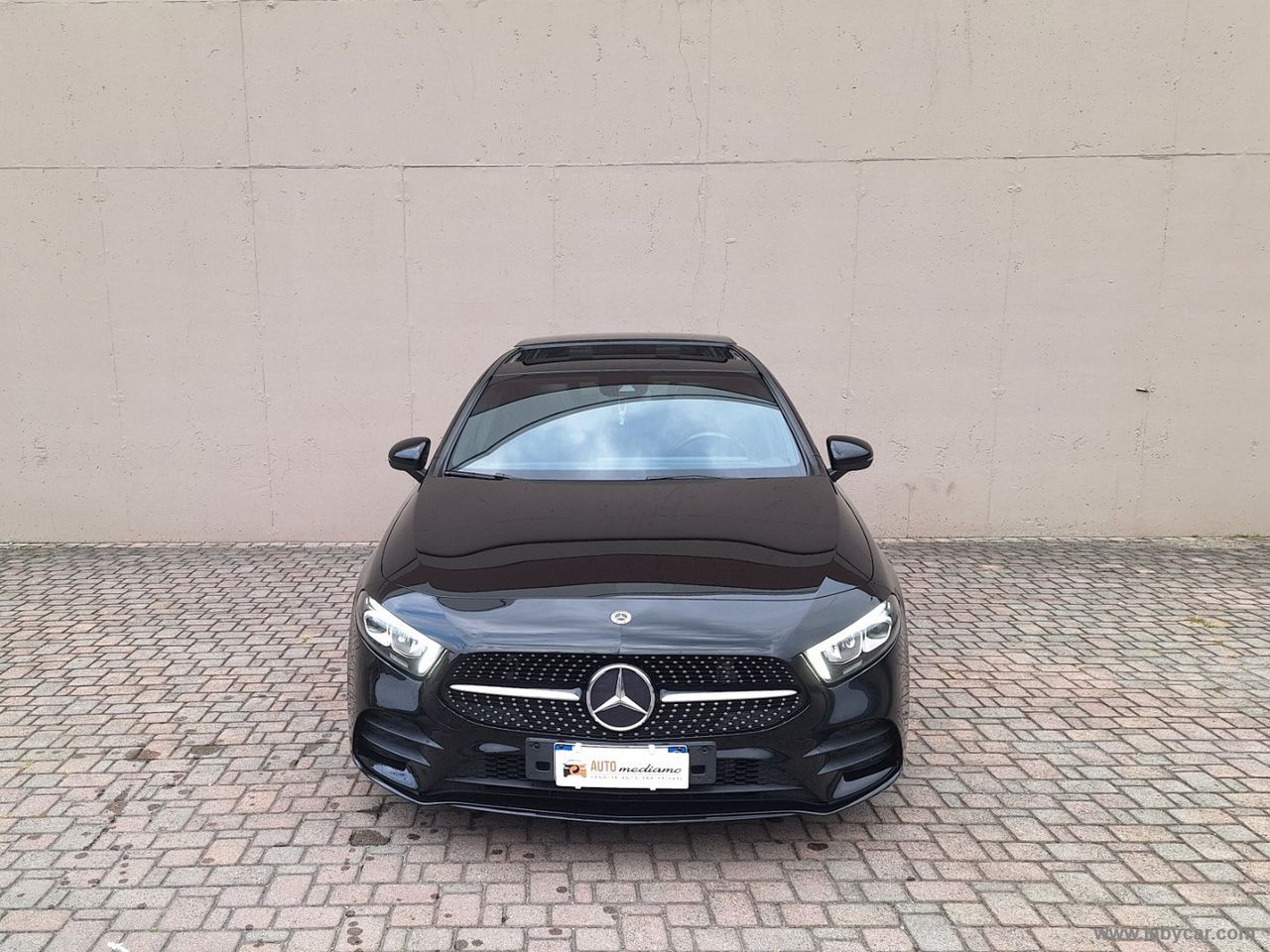 Mercedes-Benz MERCEDES-BENZ A 180 d Automatic Premium AMG NIGH imagem 2