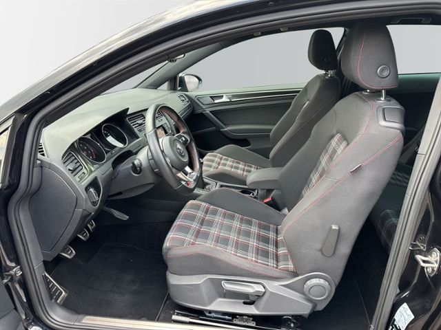 Golf VII 2.0 GTI BI-XENON+NAVI+KLIMA+AHK+GRA+SHZ