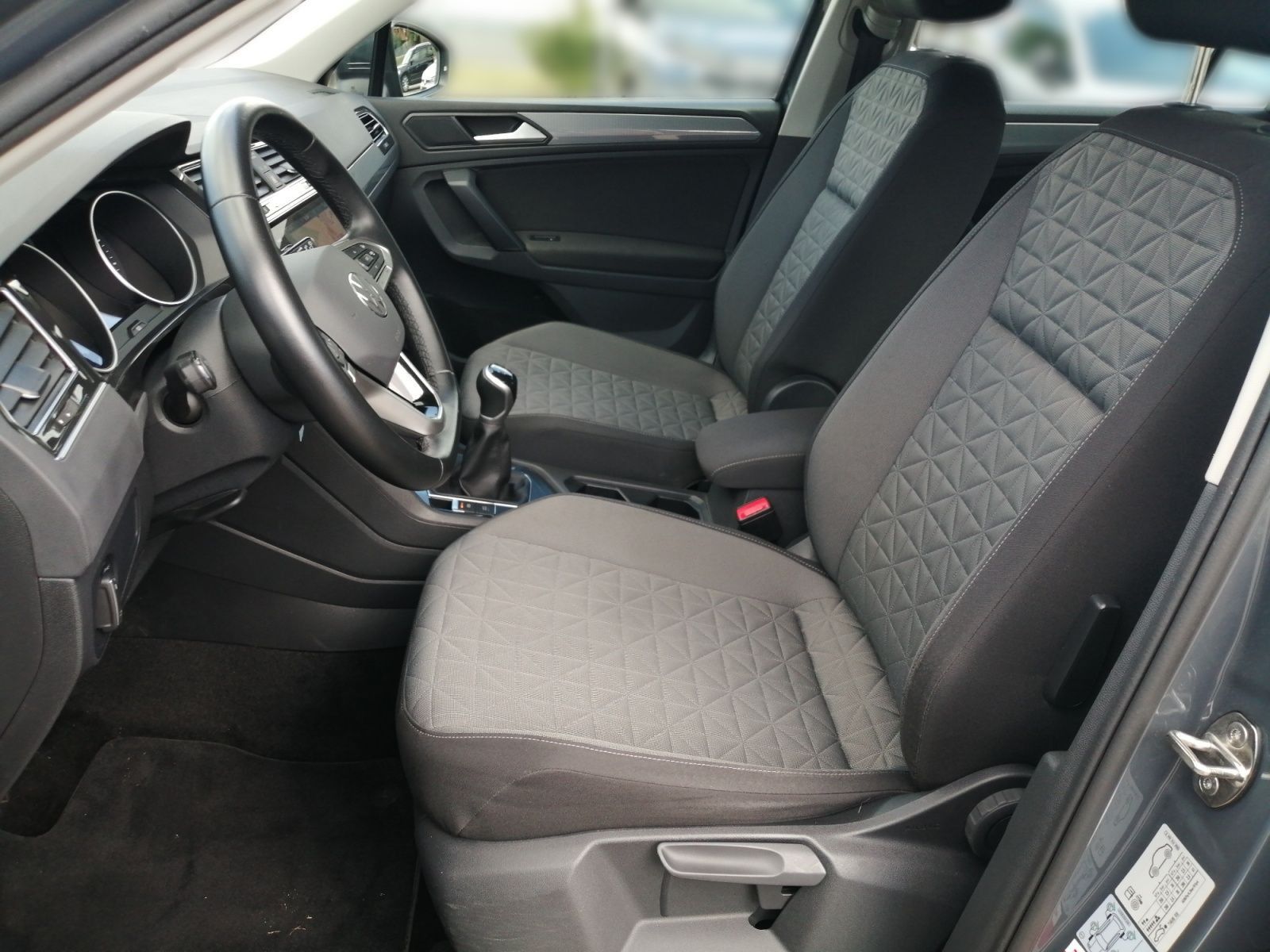 Volkswagen Tiguan - Bild 14