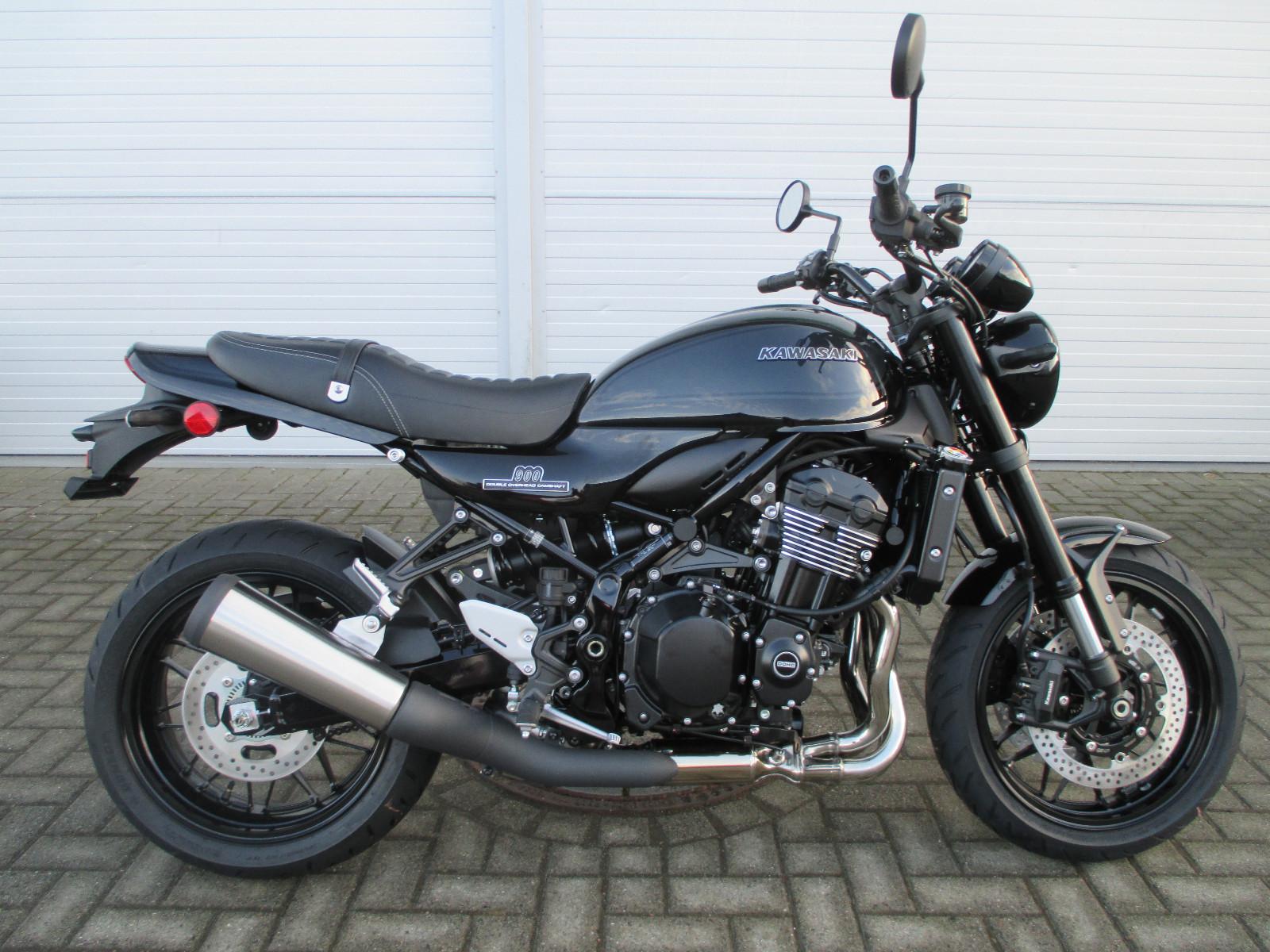 Kawasaki Z900RS Black Ball Edition