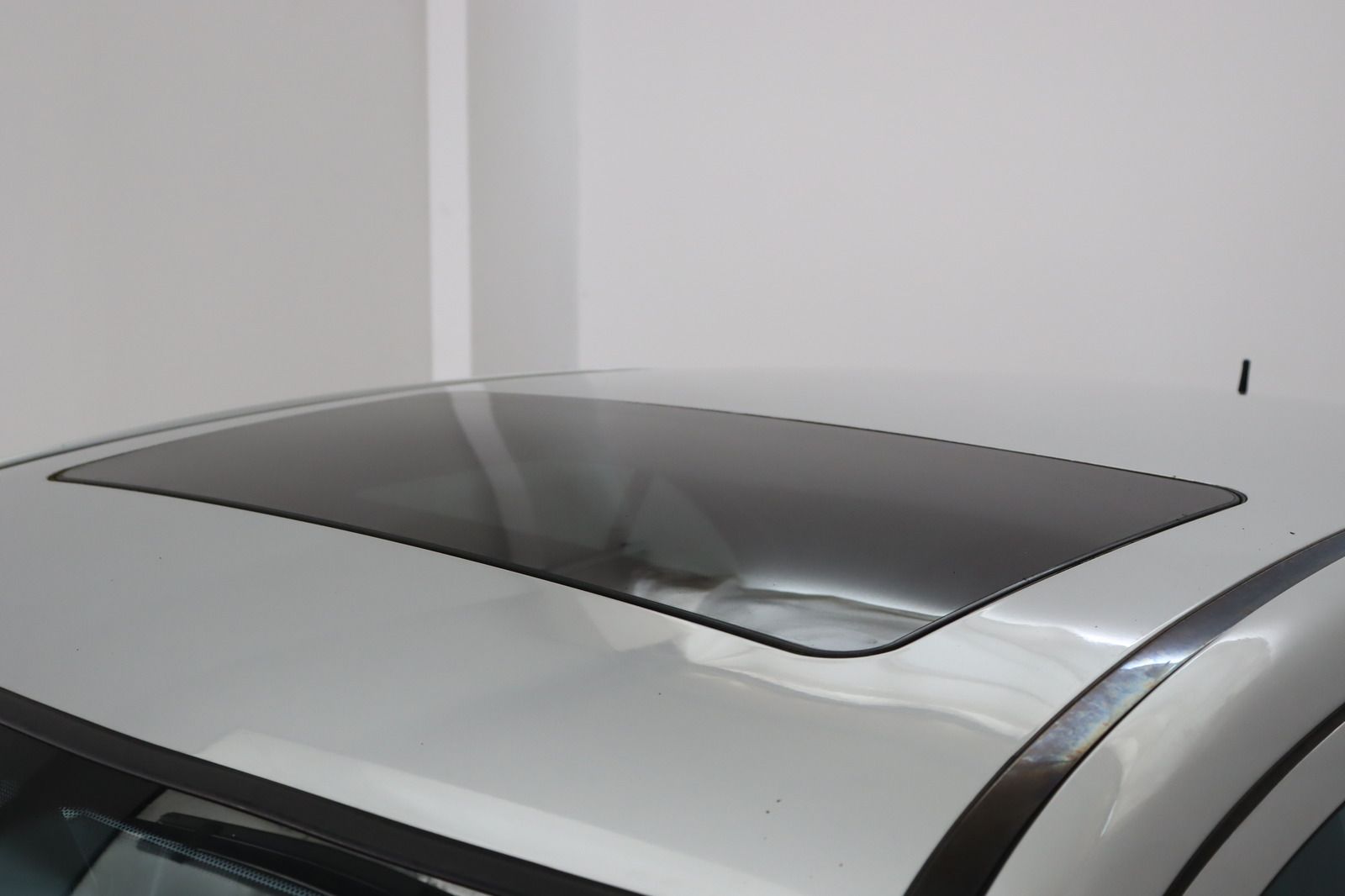 Fahrzeugabbildung Mercedes-Benz C 320 AVANTGARDE 1. Hand * Xenon * Leder * Navi