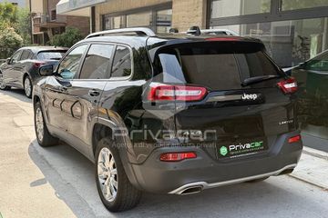 Jeep Cherokee - 6
