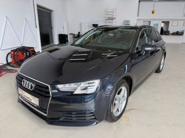 Audi A4 - 1