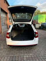 Skoda Octavia 2.0 TSI DSG RS Combi RS - Skoda: Firmenfahrzeug