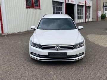 Volkswagen Passat Variant - 4