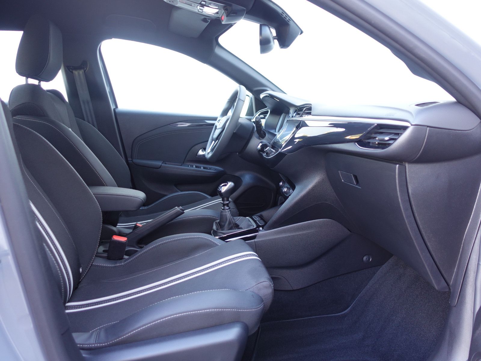 Fahrzeugabbildung Opel Corsa 1.2Turbo GS Allwetter,SHZ,IntelliLux,PDC