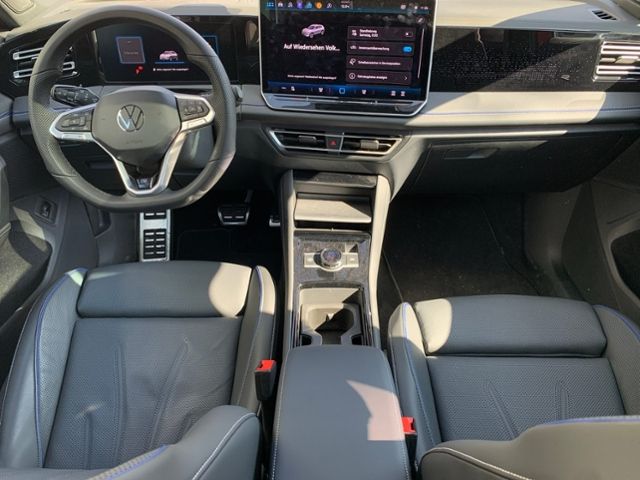 Fahrzeugabbildung Volkswagen Tiguan 2,0 TDI DSG 4MOTION R-LINE LEDER HUD PANO