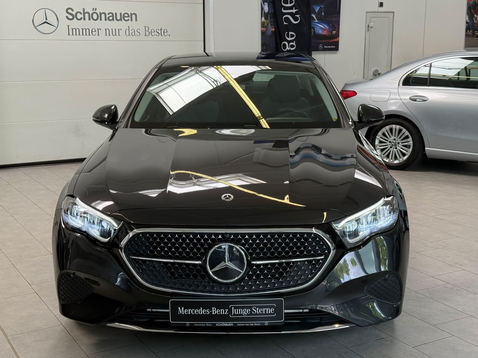 Mercedes-Benz E 220 d AVANTGARDE ADV. PANO 19 DISTR TOTW foto 2
