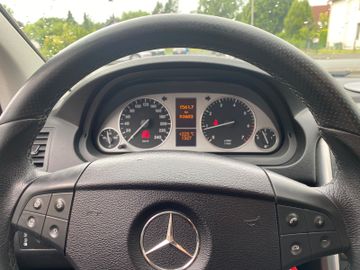 Bild 10 Mercedes-Benz B 180 B -KLASSE B 180 SITZHEIZUNG SPORT-PAKET