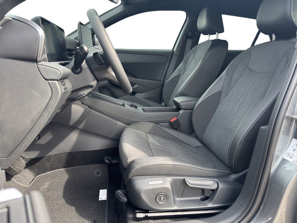 Volkswagen T-Roc - Bild 11