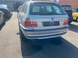 BMW e46 320i 6 zylinder 170ps - BMW 320 aus 2005: Kombi, 320i