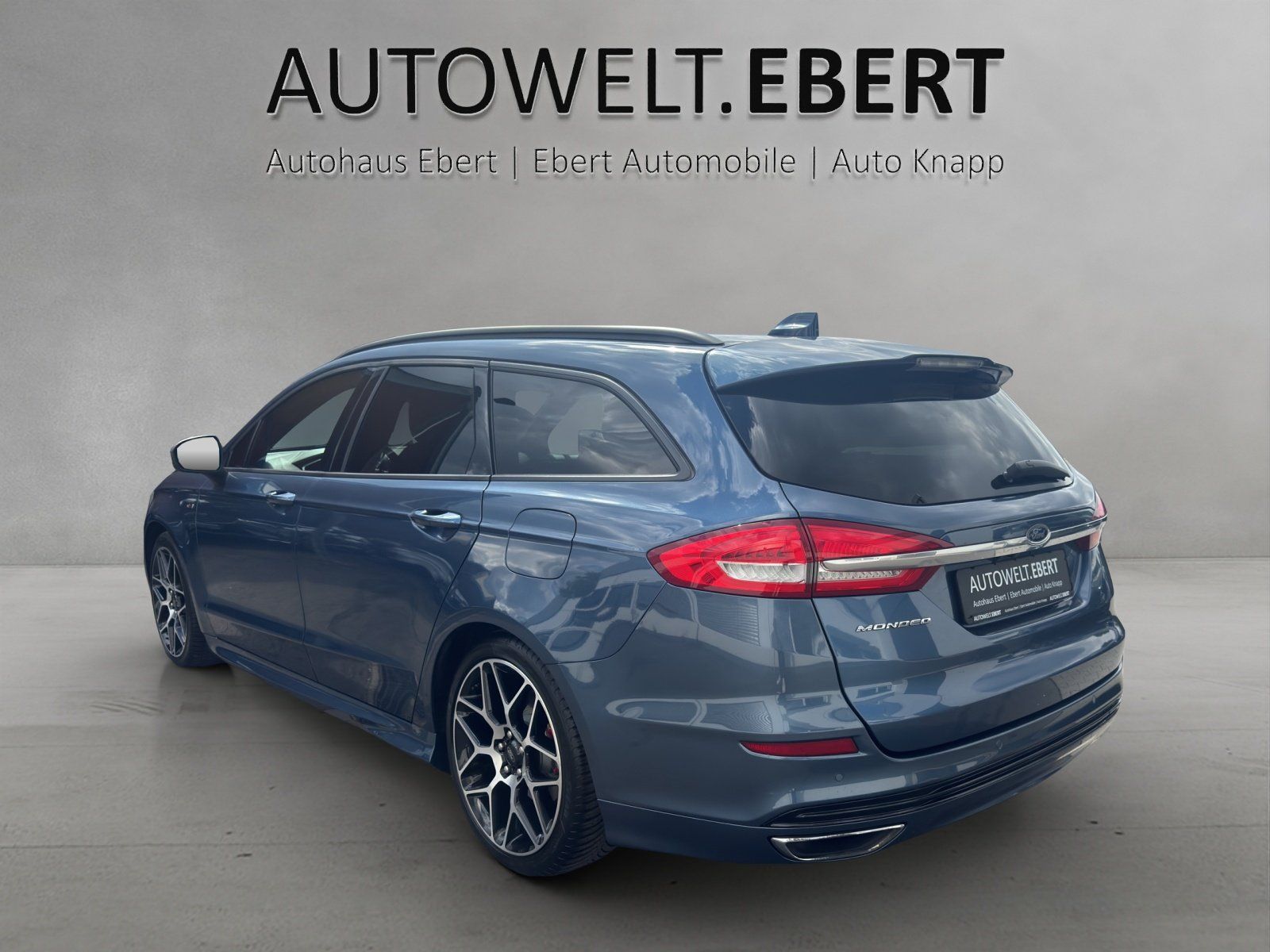 Fahrzeugabbildung Ford Mondeo 2.0 ST-Line Aut./AHK/LED/KAMERA/GRA/NAVI/
