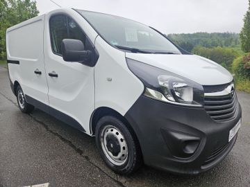 Opel Vivaro - 1