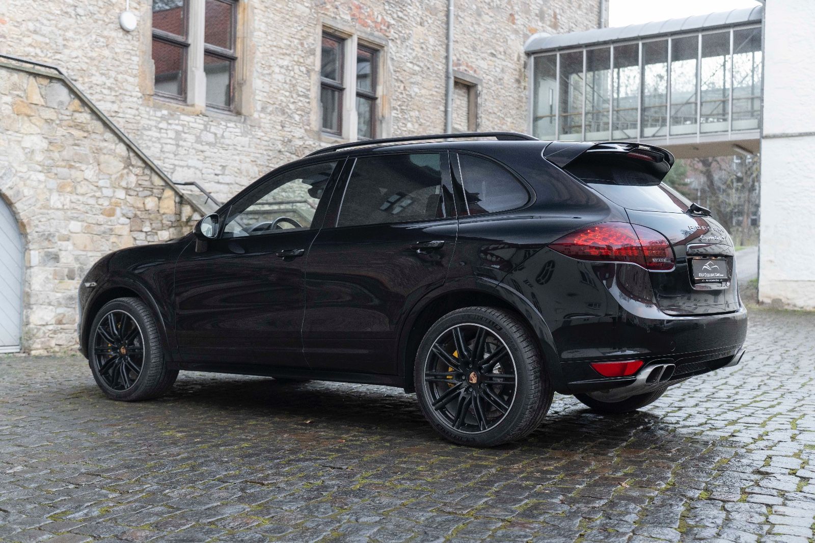 Fahrzeugabbildung Porsche Cayenne Turbo S BURMESTER SPORT-CHRONO ORI. LACK