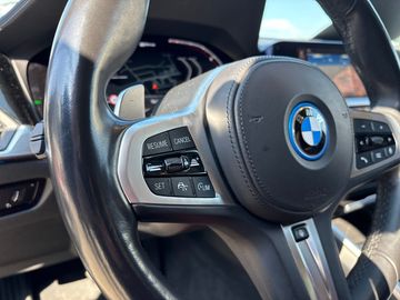 BMW 330e XDRIVE A Luxury Line Head-Up HiFi DAB LED