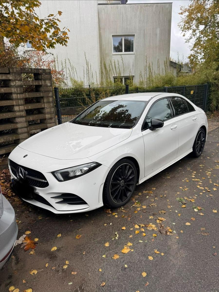 Mercedes-Benz A 220