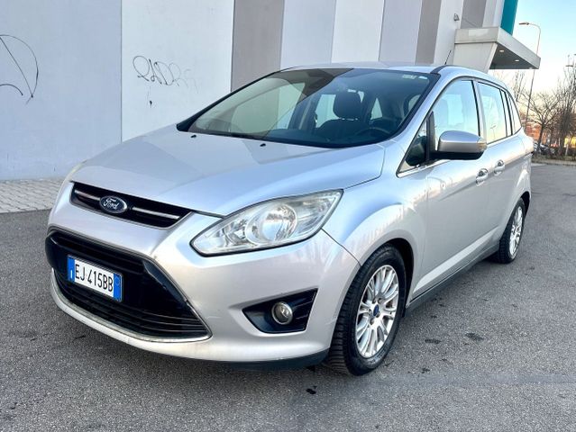 Ford Grand C-Max 2.0 TDCi 115CV Powershift Titan