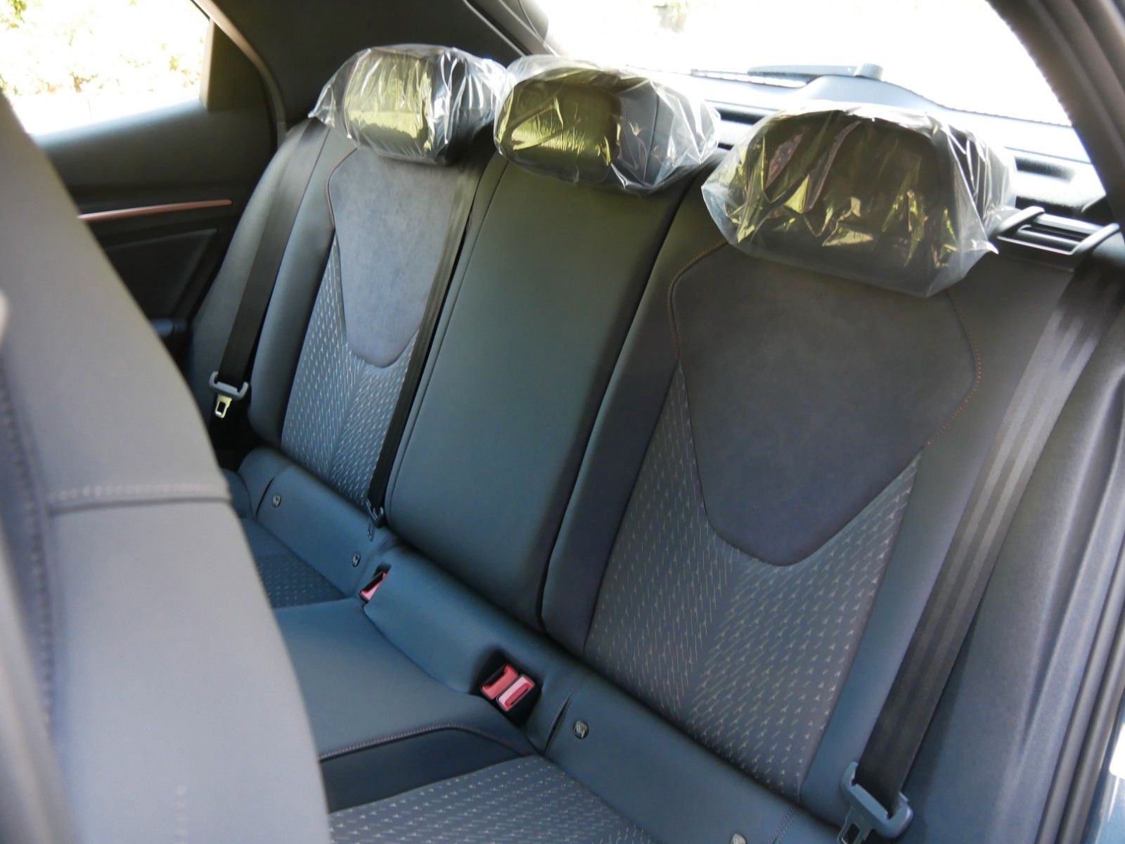 Cupra Raval - Bild 17