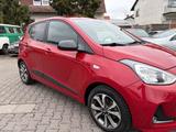 Hyundai i10 Passion +*Automatik*1.Hand*SHZ*PDC*HU/AU Neu - Hyundai i10: Automatik