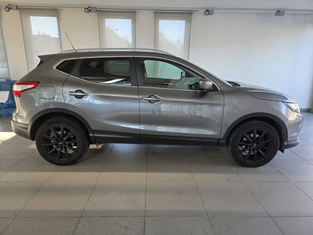 Qashqai 1.6 NAV PANO AHK 360 GJR