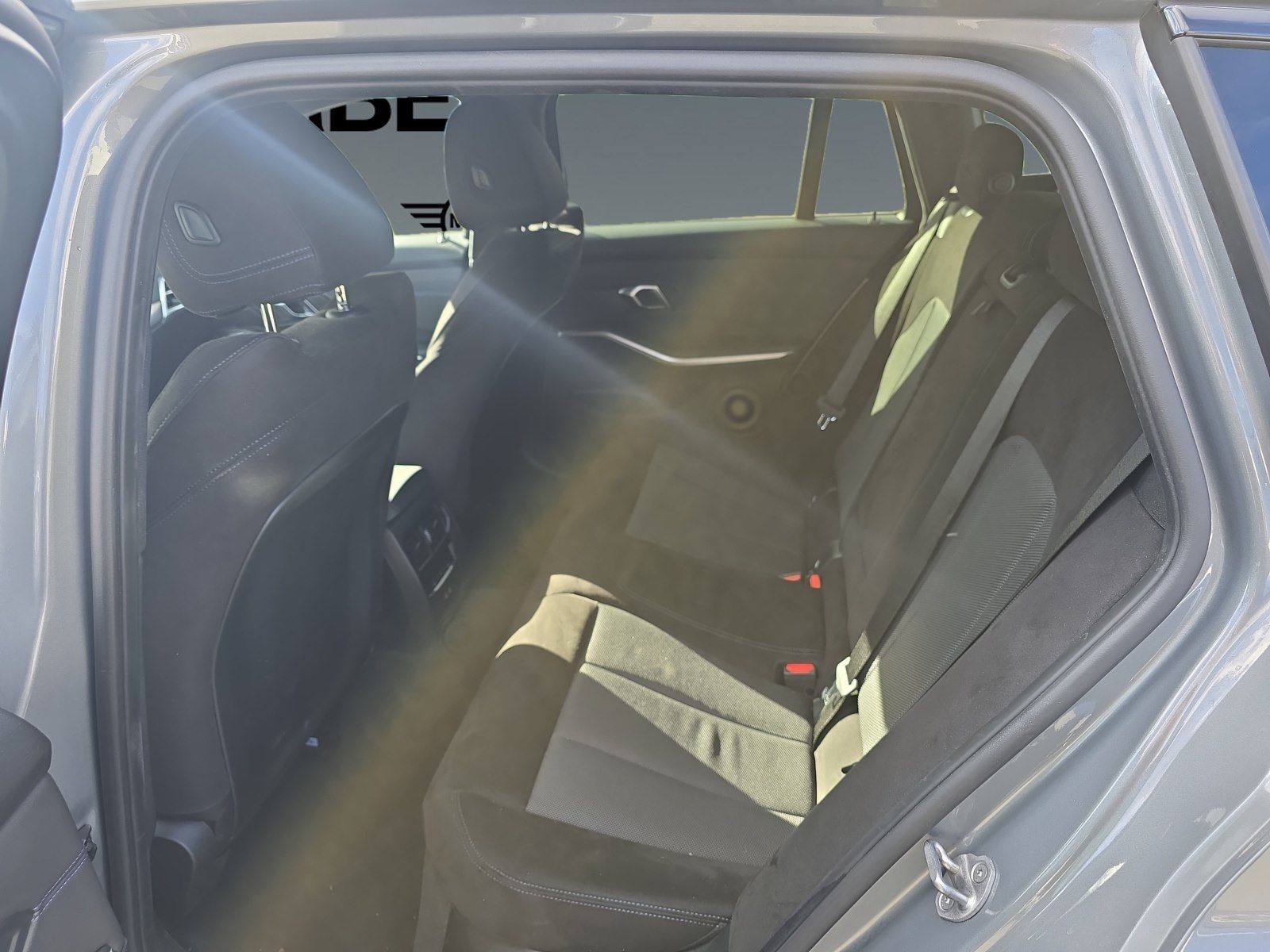 BMW 330 - Bild 12