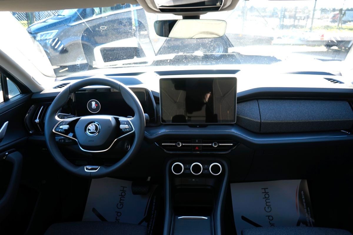 Fahrzeugabbildung SKODA Kodiaq 1.5 TSI*Sport*Head Up*Garantie*7 Sitzer
