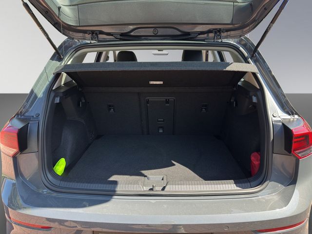 Golf VIII 1.5 eTSI Life DSG PDC SHZ ACC LED