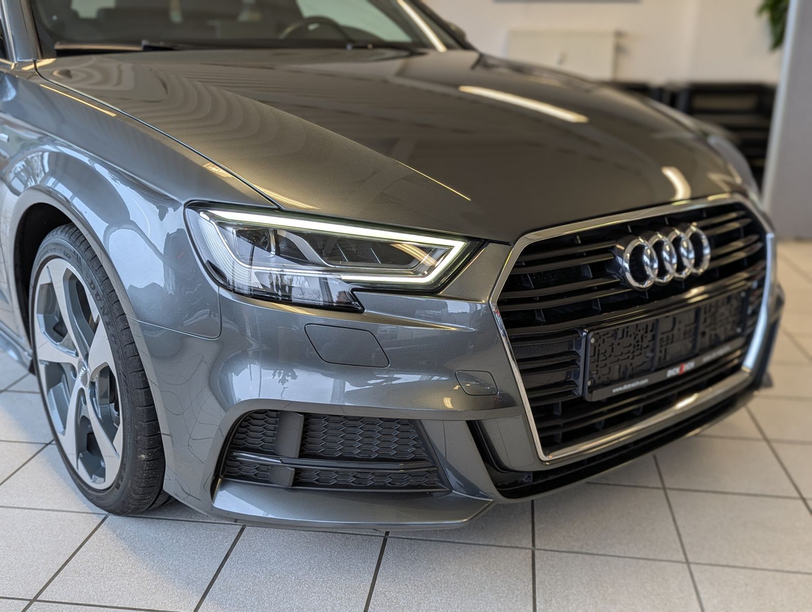 AUDI A3 1.5 TSI 3x S-Line Matrix-LED Bang & Olufsen - Image 9